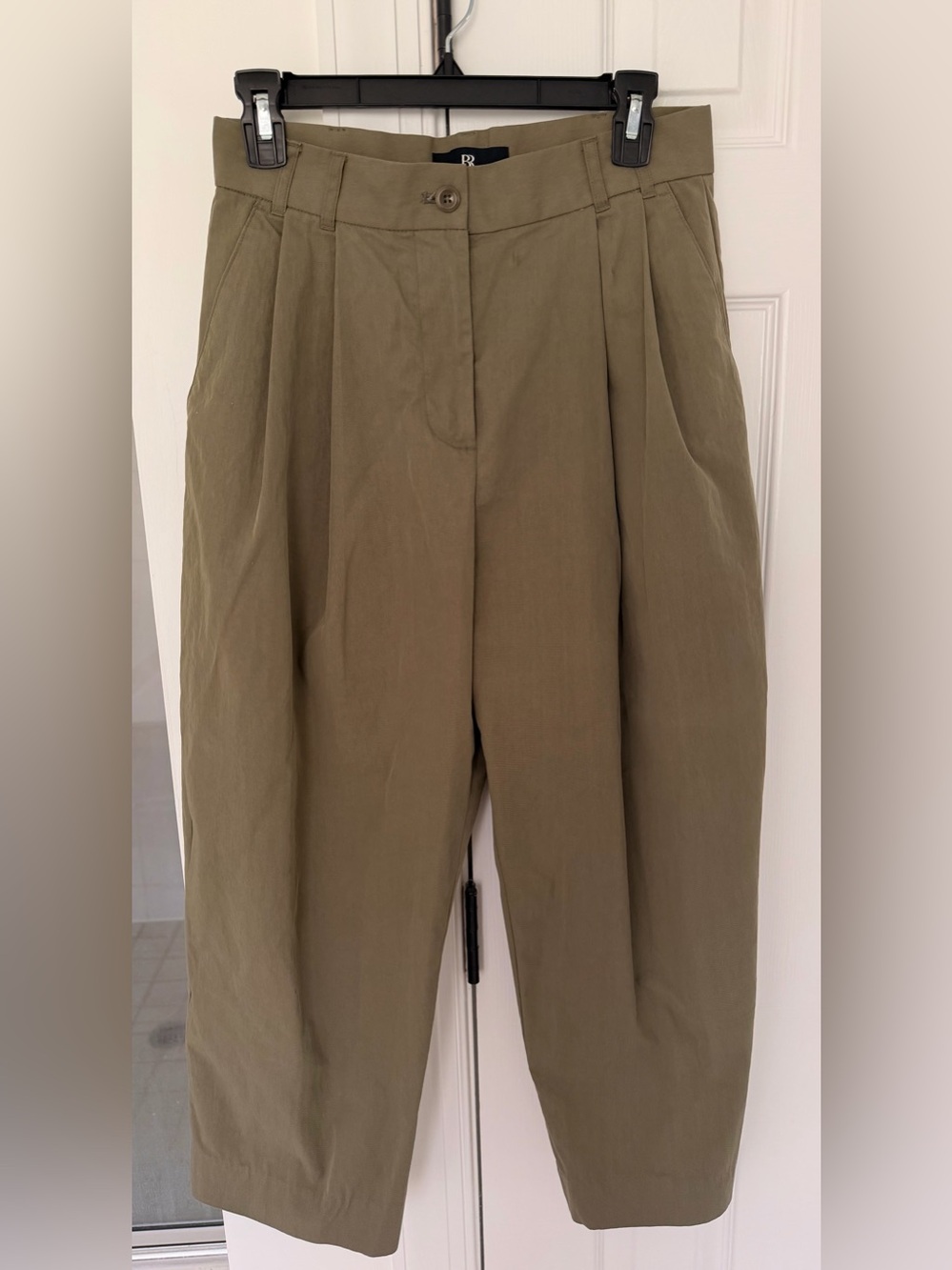 Banana Republic Cropped Pants / Size Small
